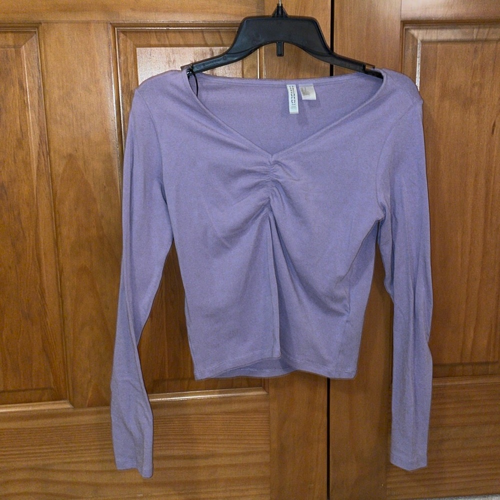 H&M Divided medium purple long sleeve